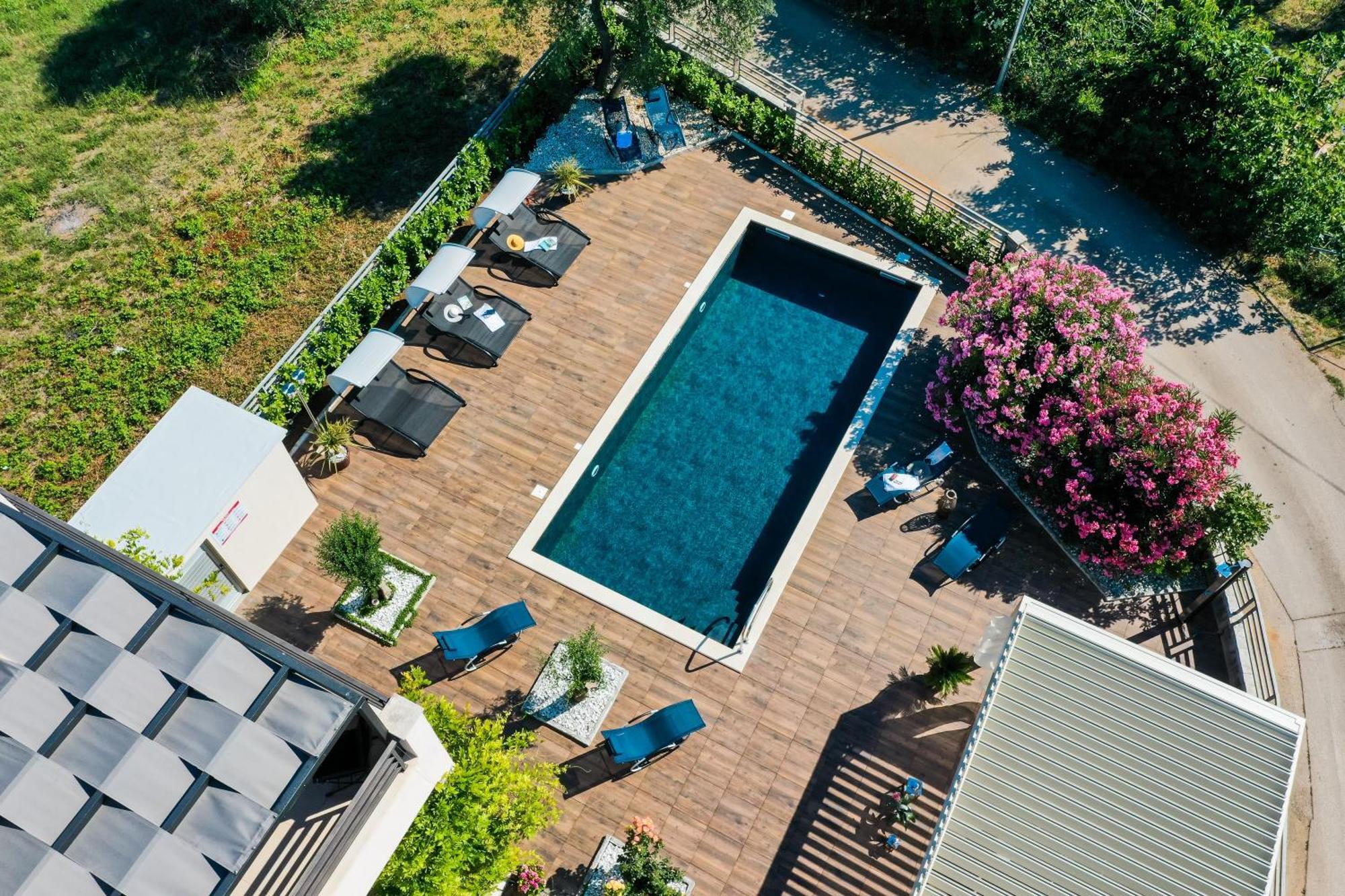 Villa Olive Garden Sukosan Exterior photo