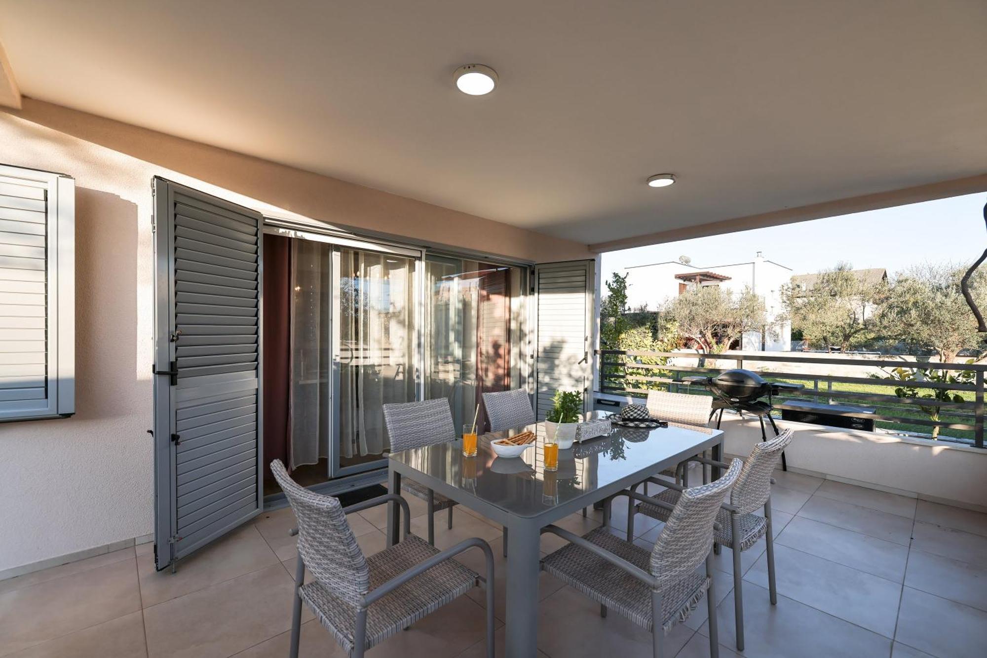 Villa Olive Garden Sukosan Exterior photo
